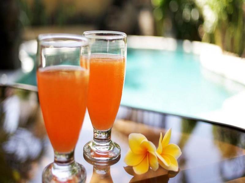 Yuli Bungalows Kuta  Ngoại thất bức ảnh